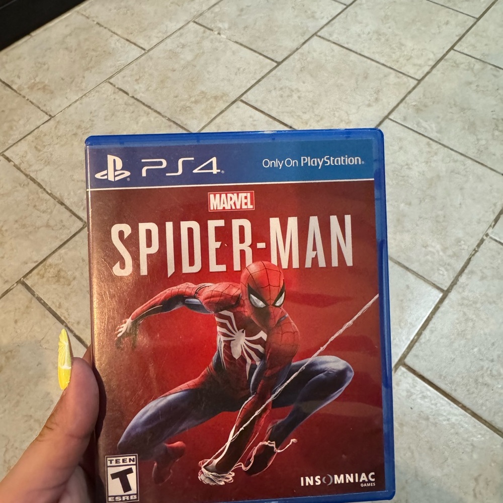 Marvel Spider-Man Video Game Blue and Red PS4 *send offers*